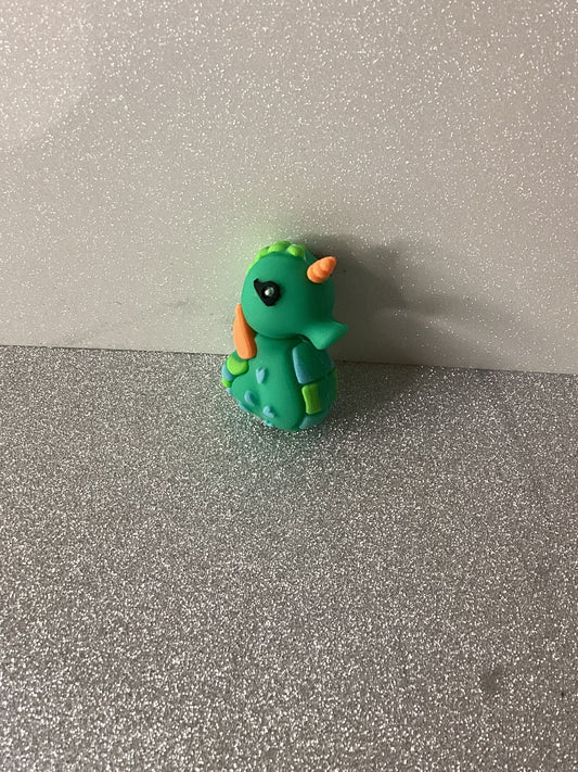 Green seahorse pen topper